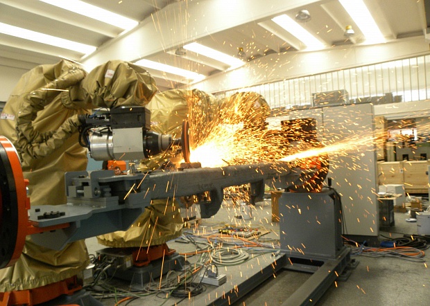 Acceptance before shipment of the robotic cell for "side frame and bolster"